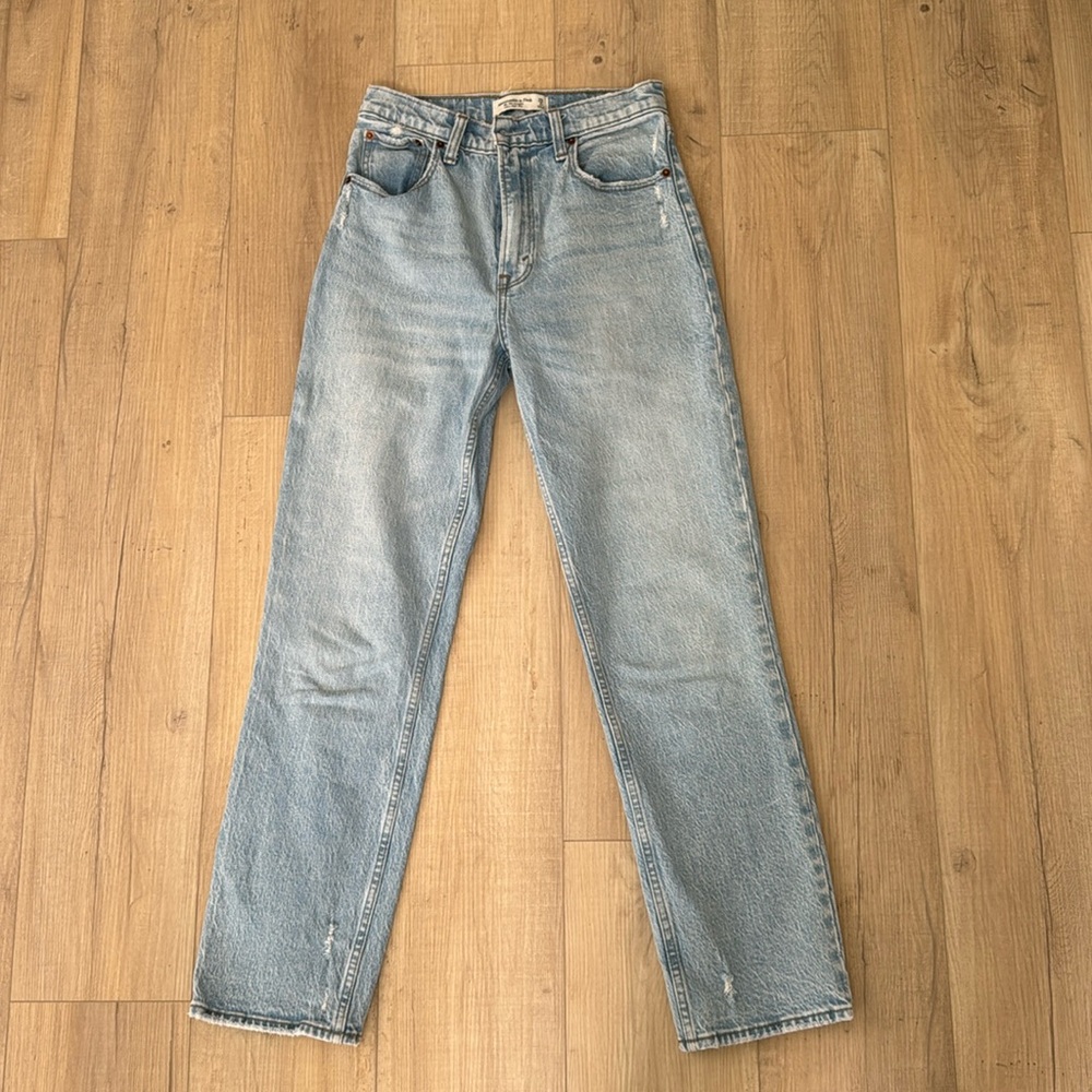 Abercrombie & Fitch 90s Straight Ultra High Rise Jeans